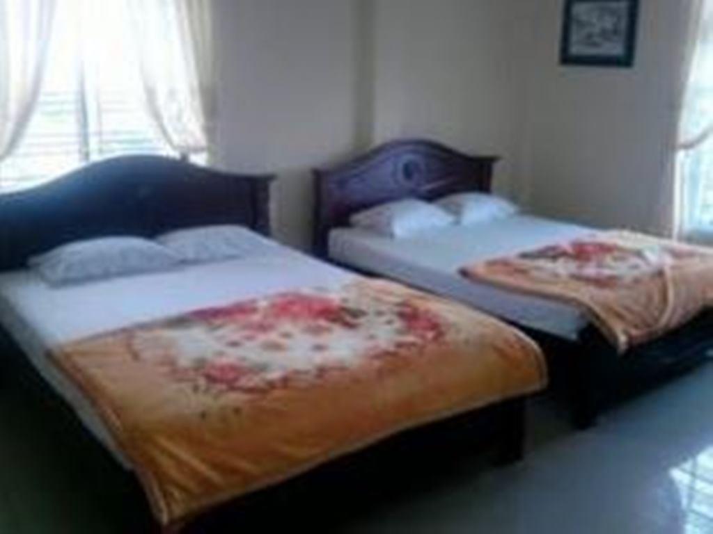 Nhu Hien Hotel Hue Exterior foto