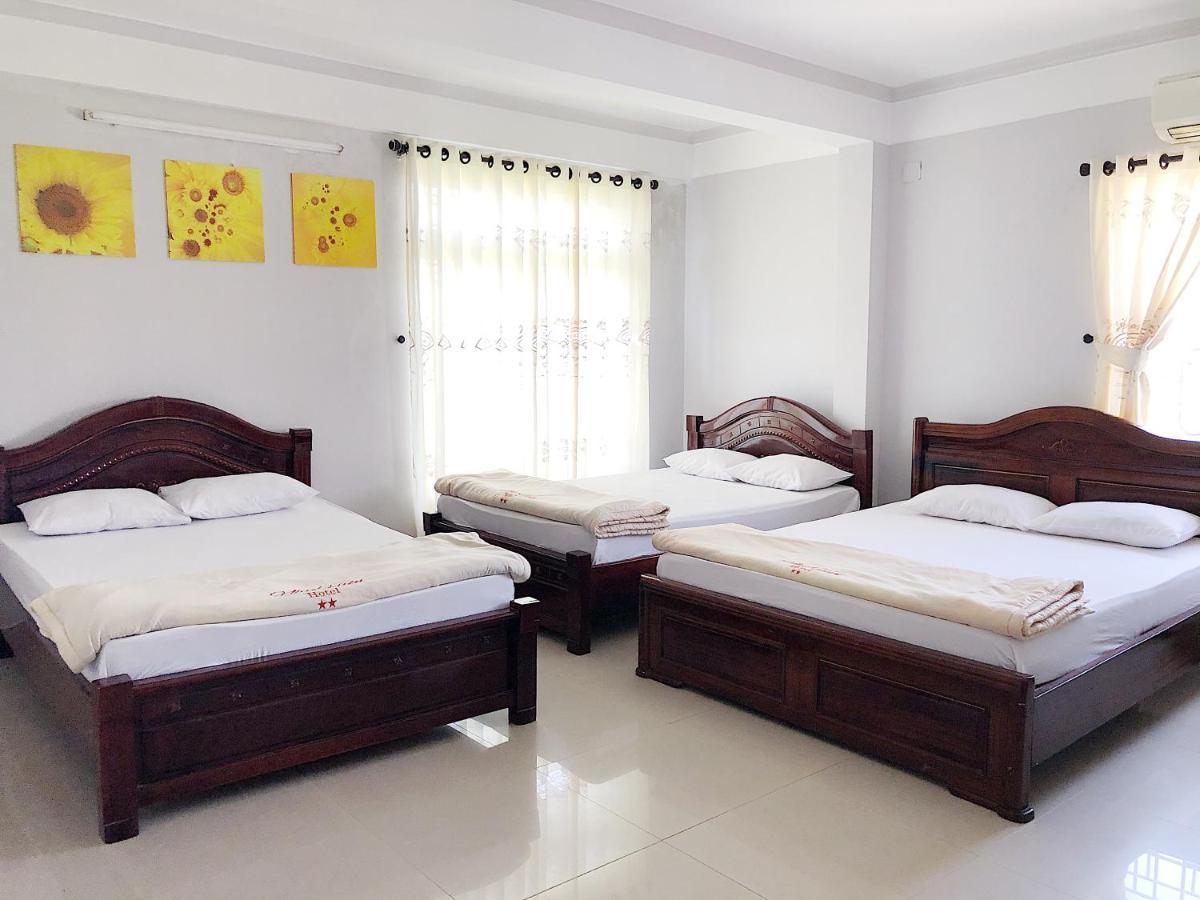 Nhu Hien Hotel Hue Exterior foto